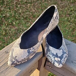 Vionic Caballo Snakeskin Flats – Size 8 Orthotic Comfort